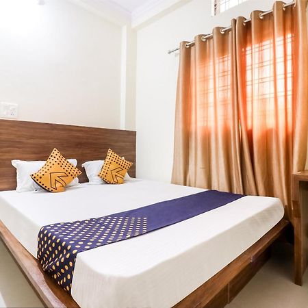 Oyo 40073 Yash Homestay Samarda Kaliāsot Esterno foto