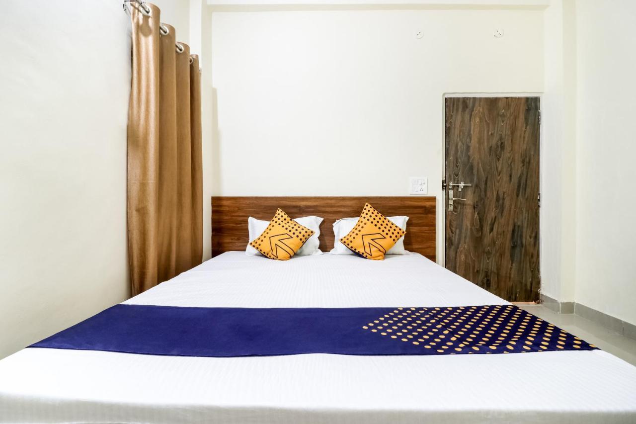 Oyo 40073 Yash Homestay Samarda Kaliāsot Esterno foto
