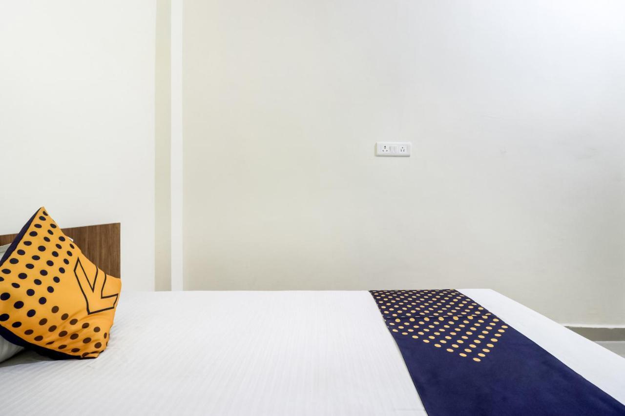Oyo 40073 Yash Homestay Samarda Kaliāsot Esterno foto