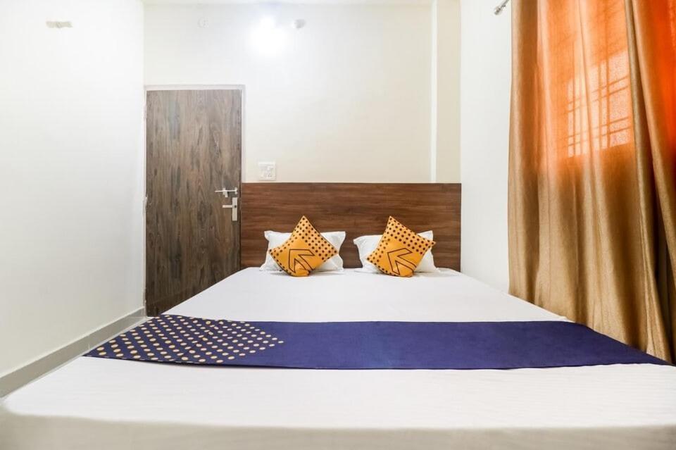 Oyo 40073 Yash Homestay Samarda Kaliāsot Esterno foto