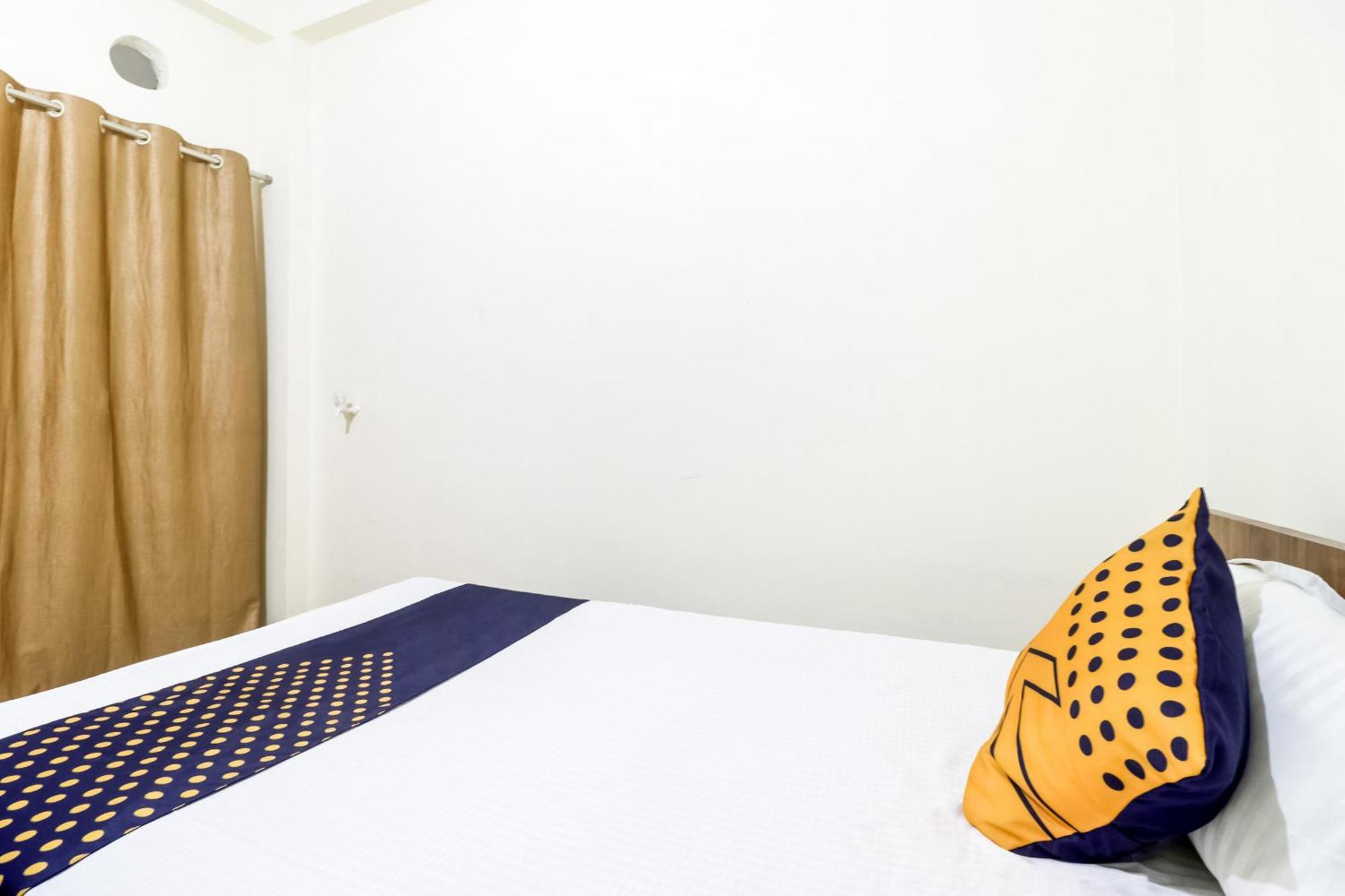 Oyo 40073 Yash Homestay Samarda Kaliāsot Esterno foto