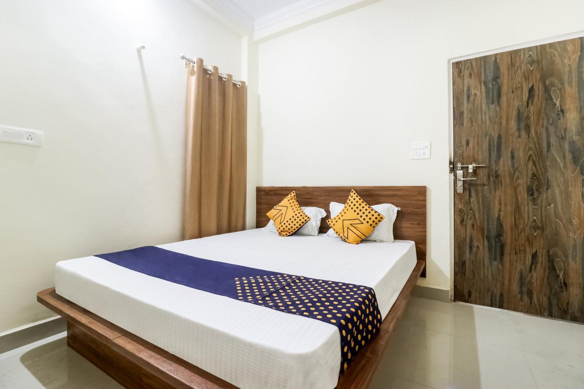 Oyo 40073 Yash Homestay Samarda Kaliāsot Esterno foto