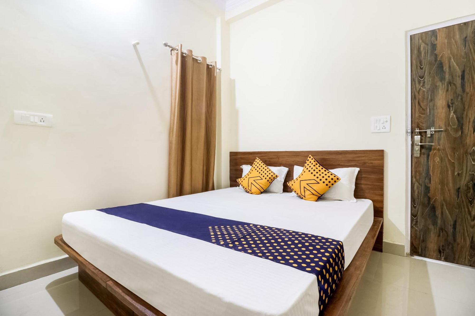 Oyo 40073 Yash Homestay Samarda Kaliāsot Esterno foto